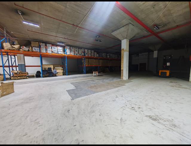 1,249M² WAREHOUSE TO LET IN CITY DEEP